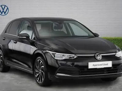 Used VW Golf VIII 130 HP (95 kW) 2023