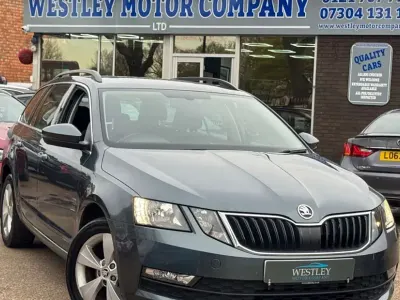 Używany Skoda Octavia SE Technology 115 KM (84 kW) 2019 Szary Kombi