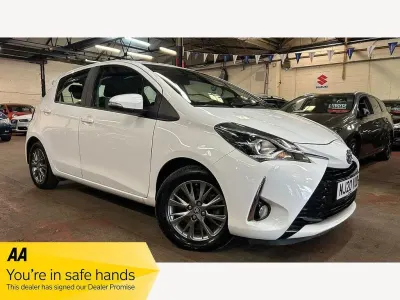 Used Toyota Yaris Hybrid 2020 White Hatchback