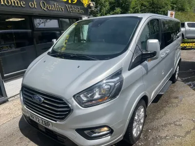 Used Ford Tourneo Custom Titanium 130 HP (95 kW) 2022 Silver Van