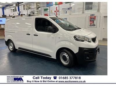 Used Peugeot Expert 95 HP (69 kW) 2019 White Van