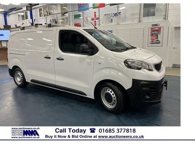 Used Peugeot Expert 95 HP (69 kW) 2019 White Van