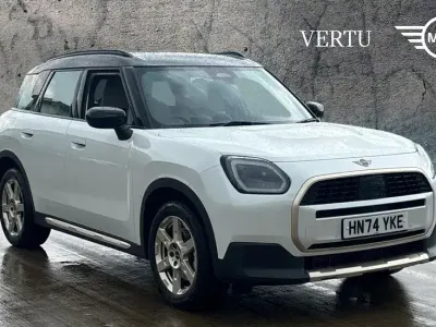 Usado Mini Countryman Exclusive 170 CV (125 kW) 2025 Blanco SUV