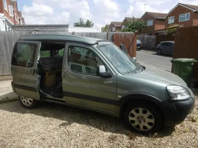 Used Peugeot Partner 2007 Green MPV