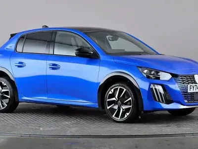 Second-hand Peugeot 208 GT 102 CP (75 kW) 2024 Albastru Hatchback