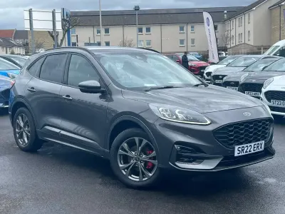 Begagnad Ford Kuga ST-Line 225 HK (165 kW) 2022 Grå SUV