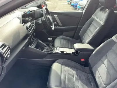 Used Citroën C4 PureTech 127 HP (93 kW) 2023 White SUV
