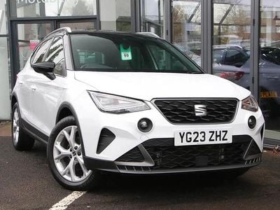 Used Seat Arona FR 108 HP (79 kW) 2023 White SUV