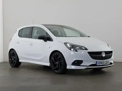 Used Vauxhall Corsa SRi 90 HP (66 kW) 2019 White Hatchback