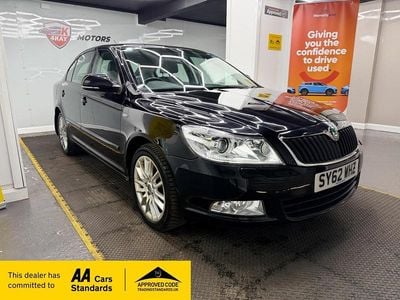 Begagnad Skoda Octavia LAURIN & KLEMENT 2012 Svart Halvkombi