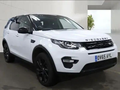 Używany Land Rover Discovery Sport HSE Luxury 180 KM (132 kW) 2015 Biały SUV