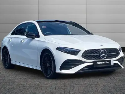 Used Mercedes A200 AMG Line Premium Plus 163 HP (119 kW) 2025 Polar white Sedan
