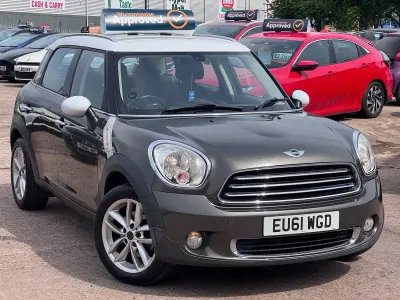 Used Mini Cooper Hatch 2024 Grey/white Hatchback