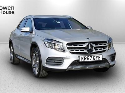 Mercedes GLA220