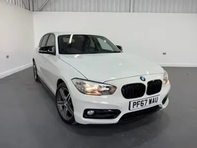 Used BMW 118 Sport Line 136 HP (100 kW) 2018 White Hatchback