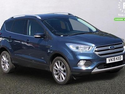 Usado Ford Kuga Titanium 182 CV (133 kW) 2019 Azul SUV