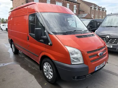 Used Ford Transit Trend 125 HP (91 kW) 2012 Red Hatchback