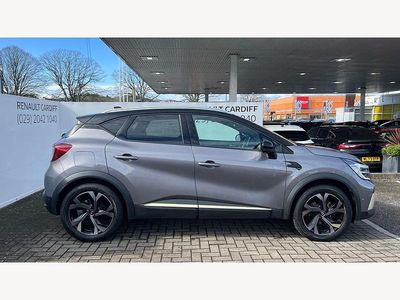 Used Renault Captur Bose Edition 142 HP (104 kW) 2023 Metallic  oyster grey  SUV