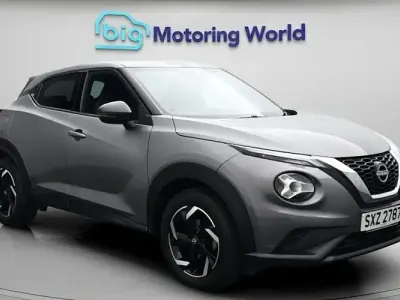 Used Nissan Juke N-Connecta 114 HP (83 kW) 2023 Grey SUV