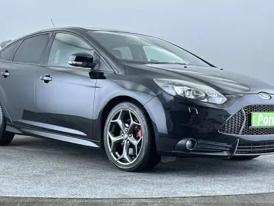 Used Ford Focus ST 250 HP (183 kW) 2014 Black Hatchback