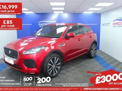 Używany Jaguar E-Pace R-Dynamic 180 KM (132 kW) 2019 Czerwony SUV