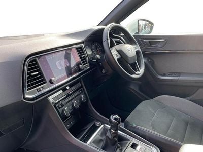 Used Seat Ateca XCELLENCE 148 HP (108 kW) 2020 White SUV