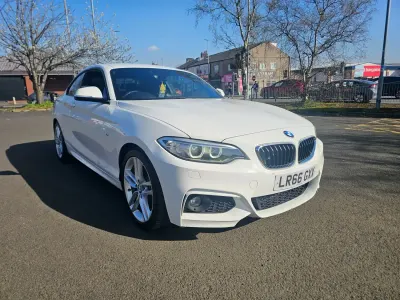 Begagnad BMW 218 M Sport 2016 Vit Sportkupé