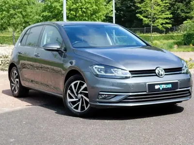 Używany VW Golf VIII Edition 148 KM (108 kW) 2020 Szary Hatchback