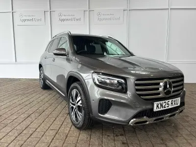 Begagnad Mercedes GLB200 Executive 163 HK (119 kW) 2025 Grå SUV