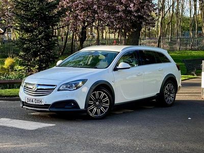 Begagnad Vauxhall Insignia 163 HK (119 kW) 2014 Vit Kombi