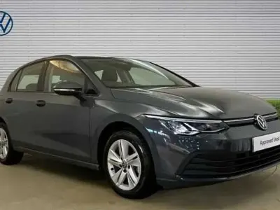 Used VW Golf VIII Life 131 HP (96 kW) 2023 Grey Hatchback