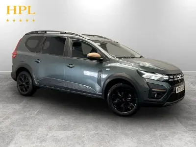 Used Dacia Jogger Extreme 110 HP (80 kW) 2024 Green MPV