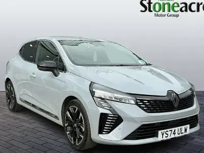 Used Renault Clio Techno 143 HP (105 kW) 2025 Hatchback