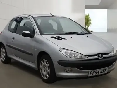 Used Peugeot 206 60 HP (44 kW) 2004 Silver Hatchback