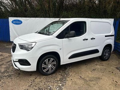 Used Vauxhall Combo Sportive 100 HP (73 kW) 2021 White Van