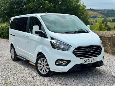 Used Ford Tourneo Custom Titanium 130 HP (95 kW) 2021 Blue Van