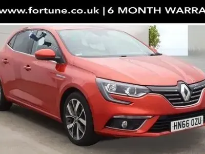 Used Renault Mégane Dynamique 130 HP (95 kW) 2016 Red Hatchback