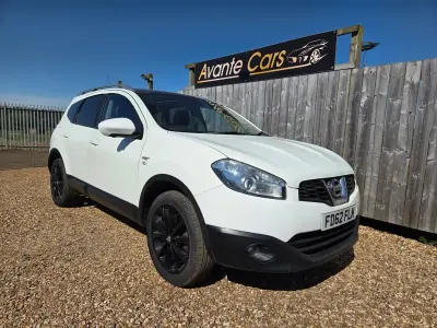 Używany Nissan Qashqai +2 N-TEC 117 KM (86 kW) 2013 Biały SUV