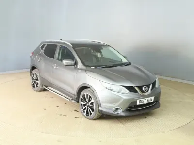Used Nissan Qashqai Tekna 110 HP (80 kW) 2017 Grey SUV
