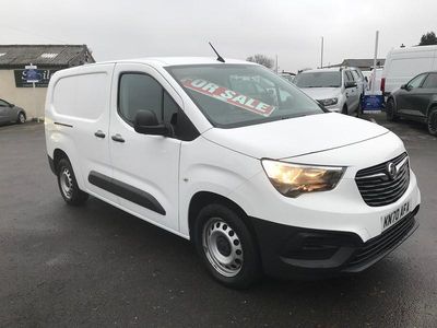 Used Vauxhall Combo Edition 100 HP (73 kW) 2020 White Van