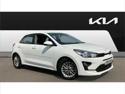 Used Kia Rio 99 HP (72 kW) 2022 White Hatchback