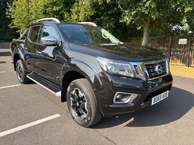 Used Nissan Navara Tekna 190 HP (139 kW) 2019 Black Pickup