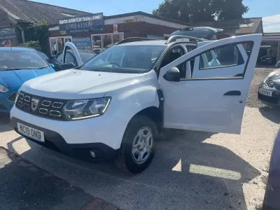 Used Dacia Duster Essentiel 115 HP (84 kW) 2019 White SUV