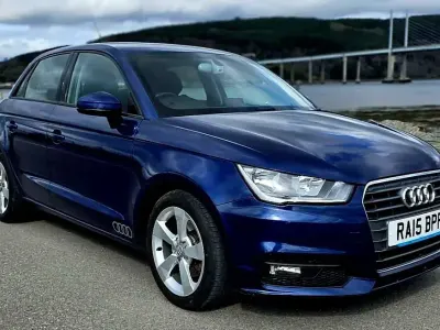 Used Audi A1 Sportback Sport 116 HP (85 kW) 2015 Blue Hatchback