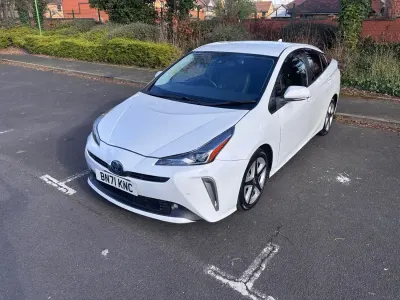 Usado Toyota Prius 2026 Branco Citadino