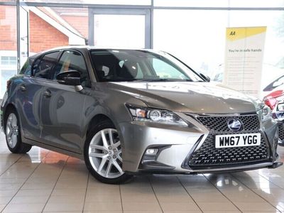 Lexus CT200h