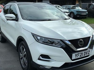 White Used 2020 Nissan Qashqai N-Connecta SUV | £15,995 (Fair price)