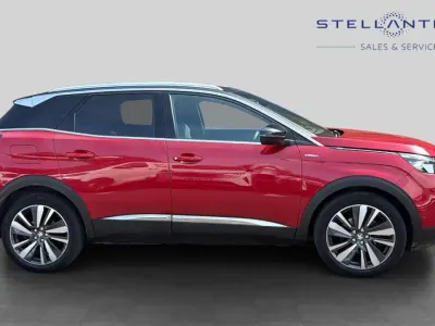 Second-hand Peugeot 3008 Premium 179 CP (131 kW) 2019 Roșu SUV