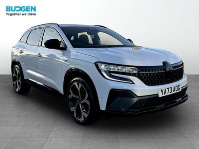 Used Renault Austral Techno Esprit Alpine 200 HP (147 kW) 2023 White SUV