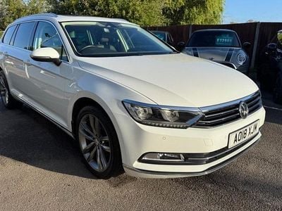 Used VW Passat GT 180 HP (132 kW) 2018 White Estate